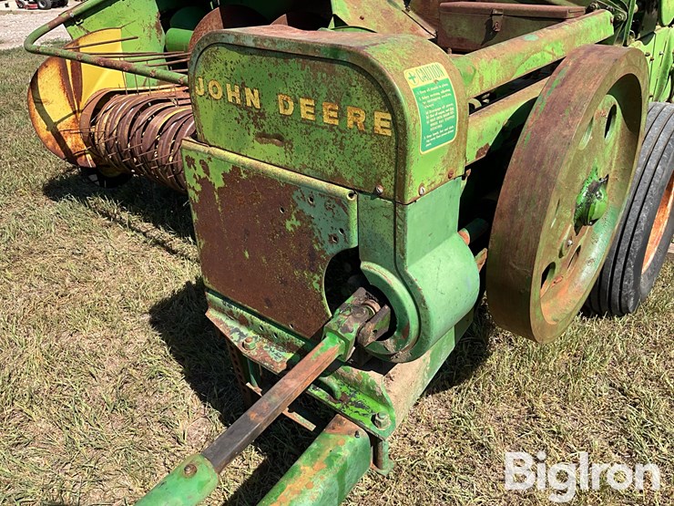 john-deere-24t-image-12