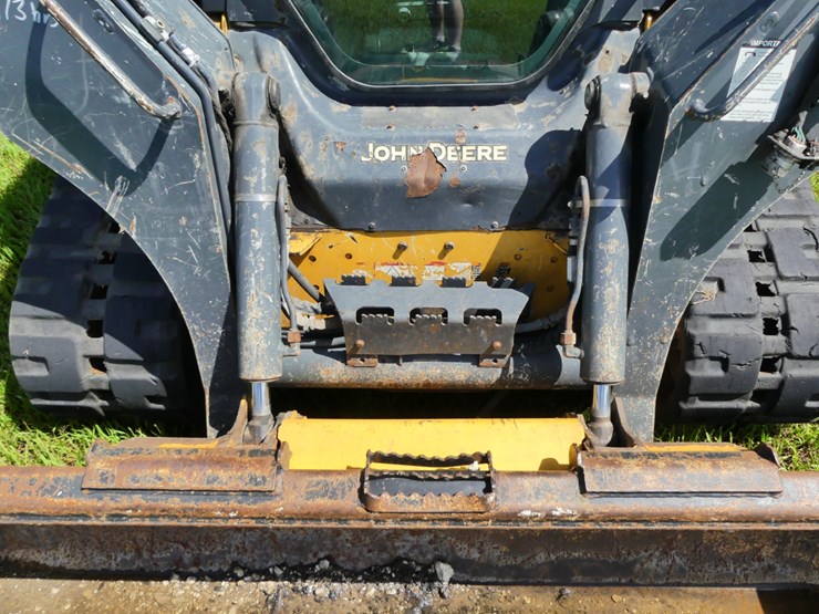 2023-deere-325g-image-11