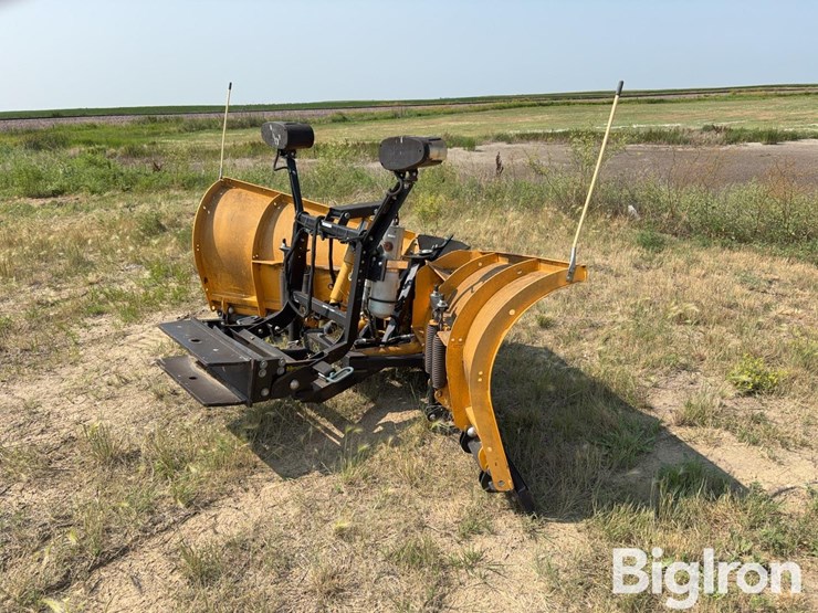 meyers-super-v-snowplow-image-5
