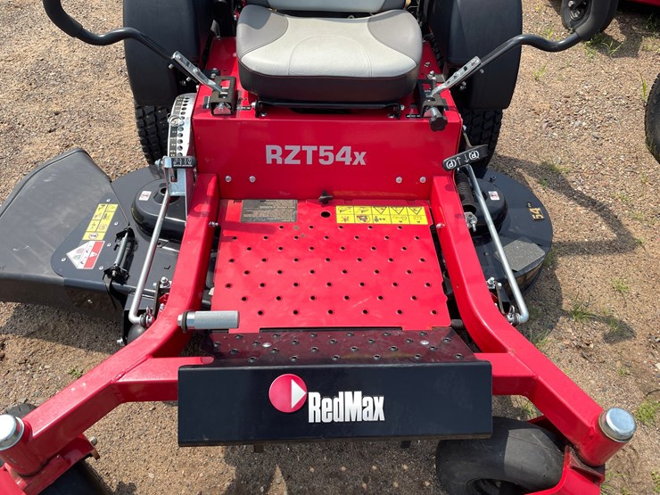 #313-•-new-red-max-rzt54x-lawn-mower-(ridgeland,-wi)-image-5