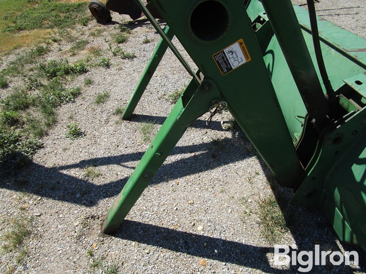 john-deere-725-image-16