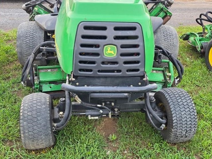 2005-john-deere-3225c-image-14