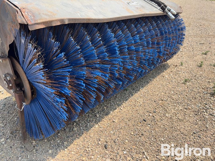 quick-attach-7’-sweeper-broom-attachment-image-15