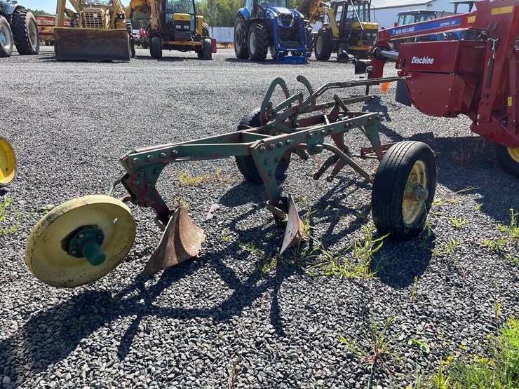 john-deere-2-image-3