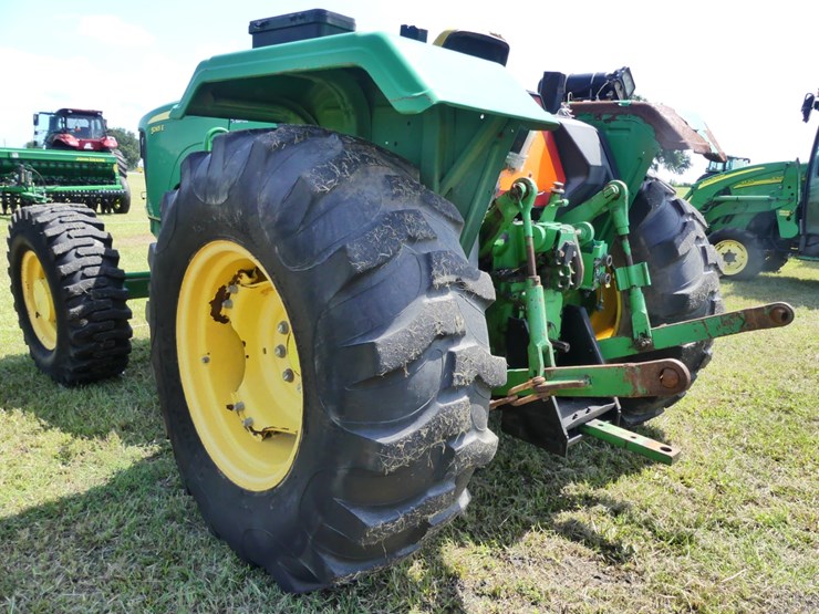 2011-john-deere-5065e-image-3