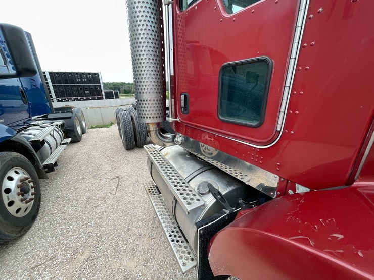 2006-kenworth-t800-image-59