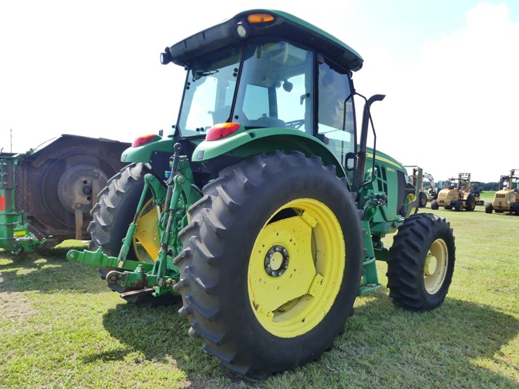 john-deere-6140d-image-3