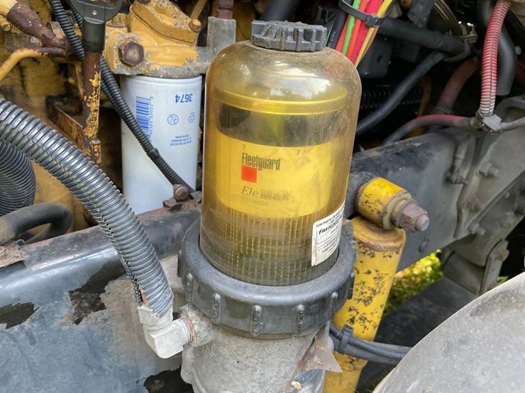 2007-caterpillar-c15-image-52