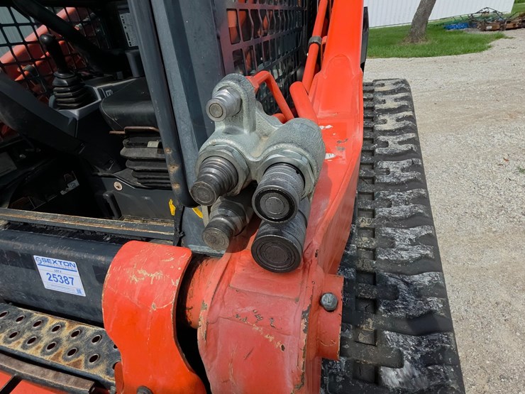 2018-kubota-svl95-2s-image-84