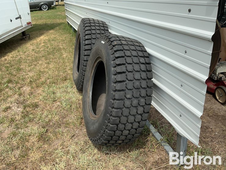 john-deere-3520-image-8