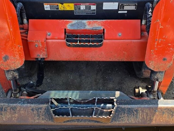 kubota-svl75-2-image-37