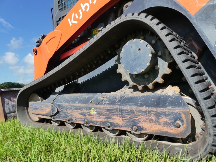 kubota-svl97-2-image-5