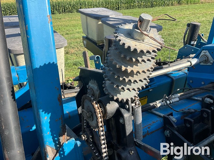 1993-kinze-2200-image-20