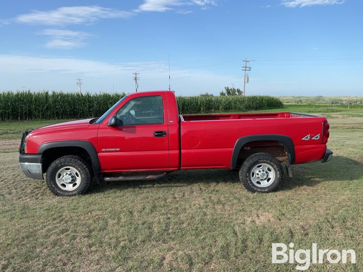 2003-chevrolet-2500hd-image-8