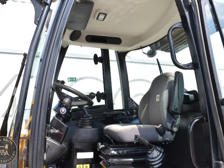 2023-jcb-409-image-53
