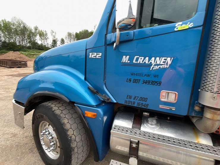 #141-•-2007-freightliner-cascadia-dump-truck-(has-wi-title)-(denmark,-wi)-image-10