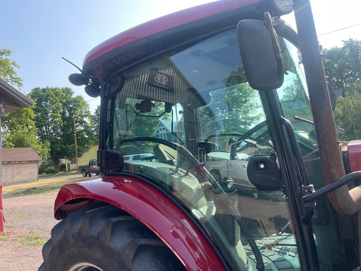2019-case-ih-farmall-75a-image-33