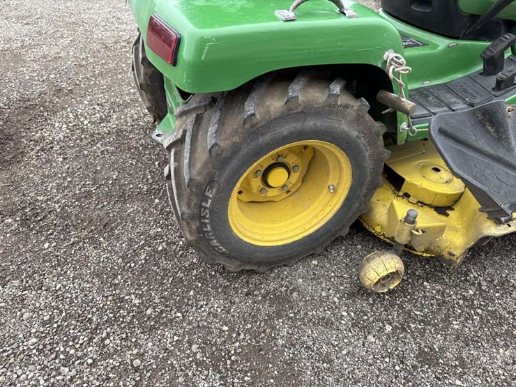 john-deere-345-image-7