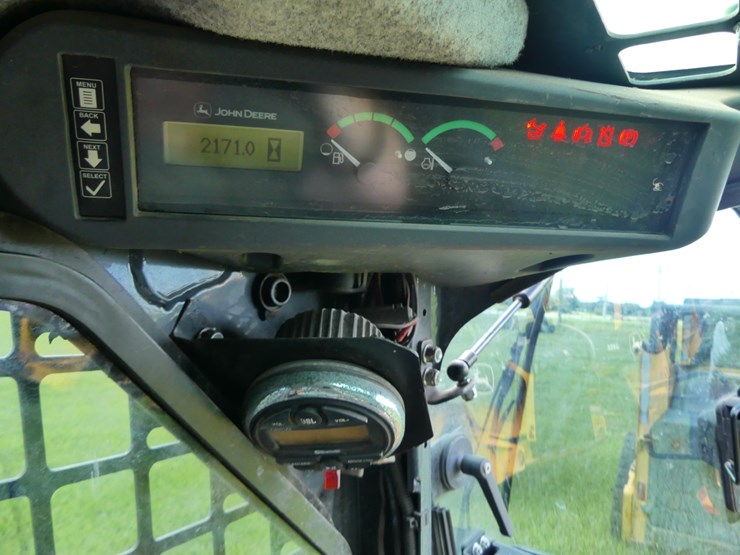 deere-317g-image-18