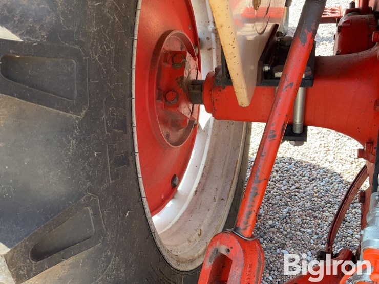 1965-case-730-comfort-king-2wd-tractor-image-17