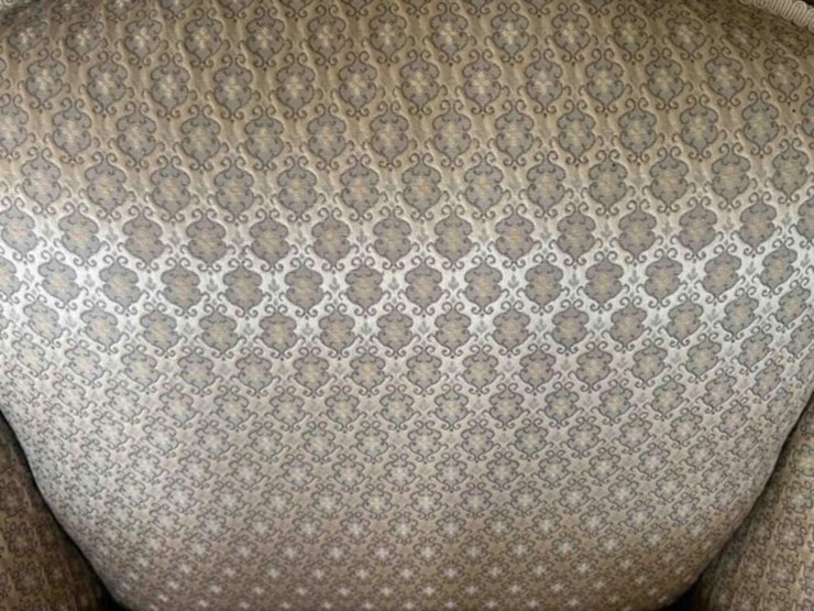 vintage-armchair-image-3