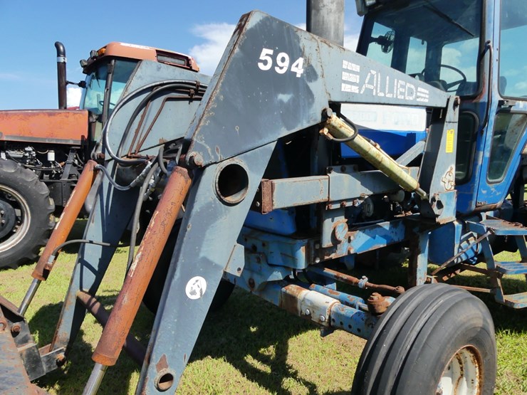 ford-7710-image-10