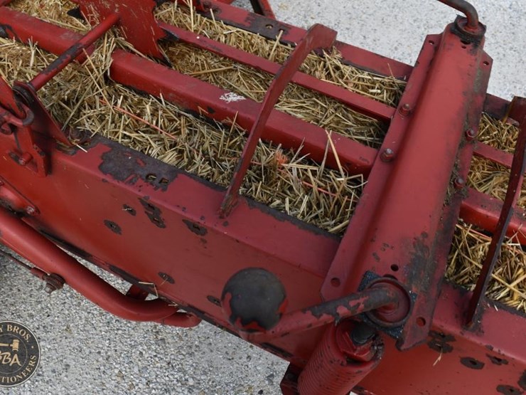 new-holland-311-image-26