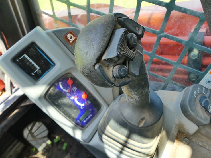 kubota-svl95-2s-image-14