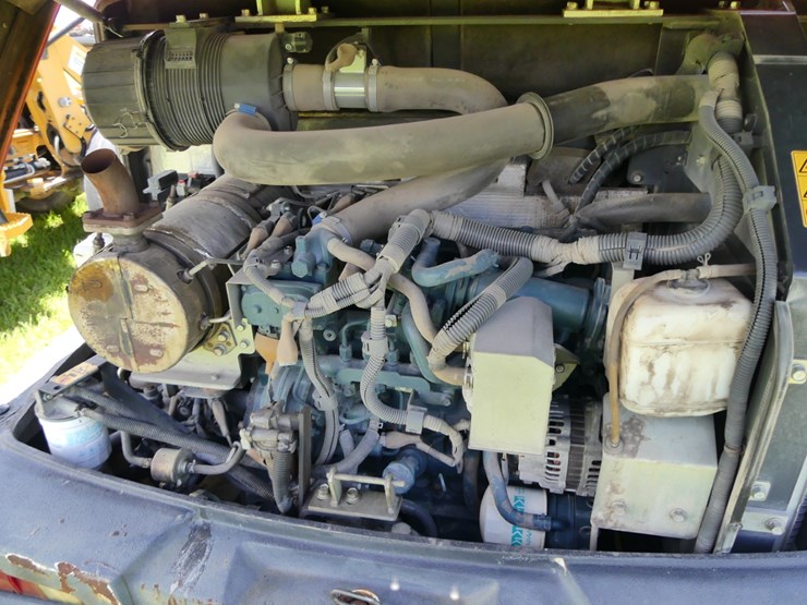 kubota-r530-image-10