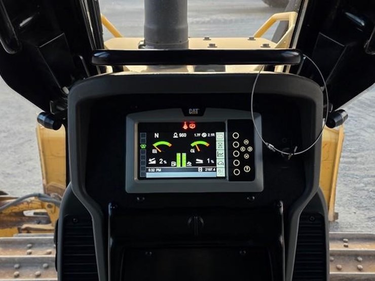 2017-caterpillar-d5k2-xl-image-77