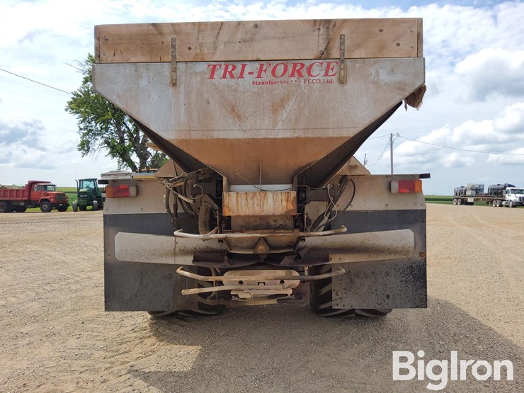 john-deere-6081-image-6