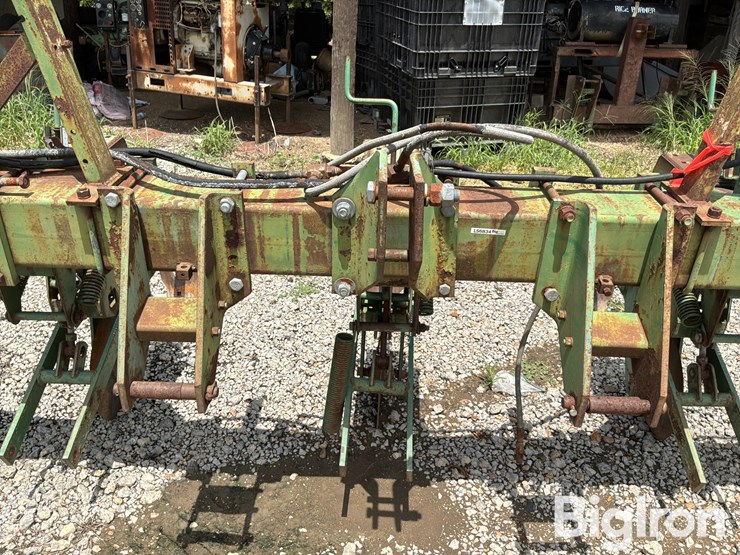 john-deere-885-image-16