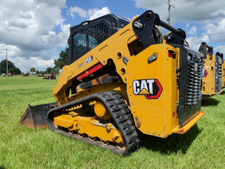 caterpillar-255-image-4