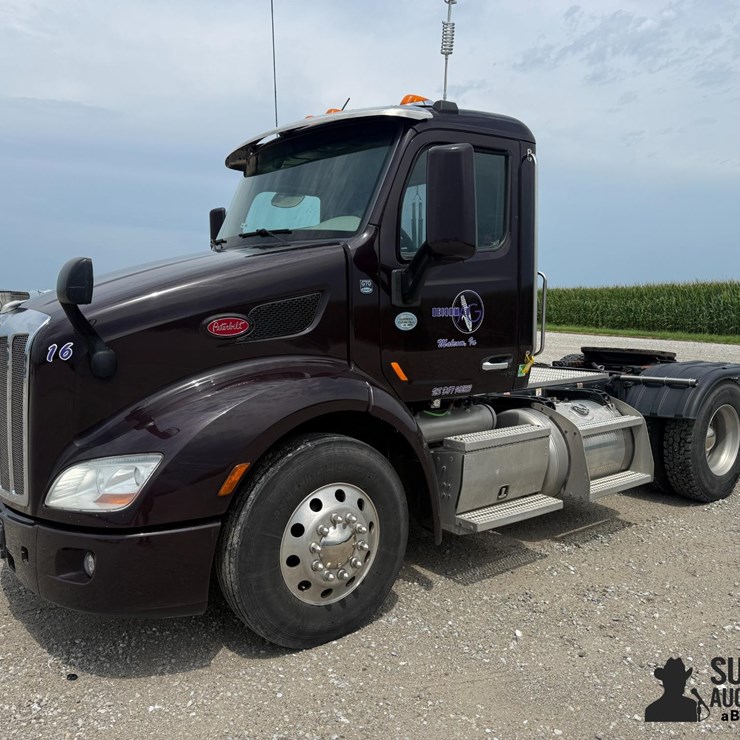 2020 PETERBILT 579