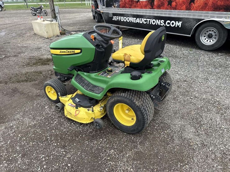 john-deere-345-image-2