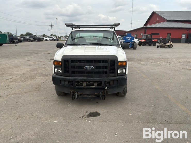 2008-ford-f250-xl-image-2