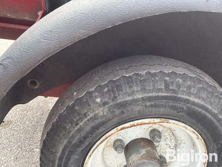 2011-massey-ferguson-730-image-18