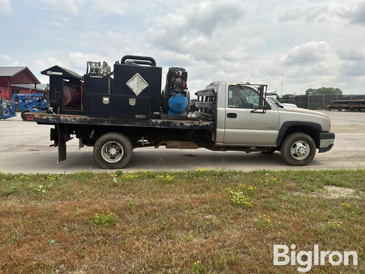 2006-chevrolet-3500-image-4