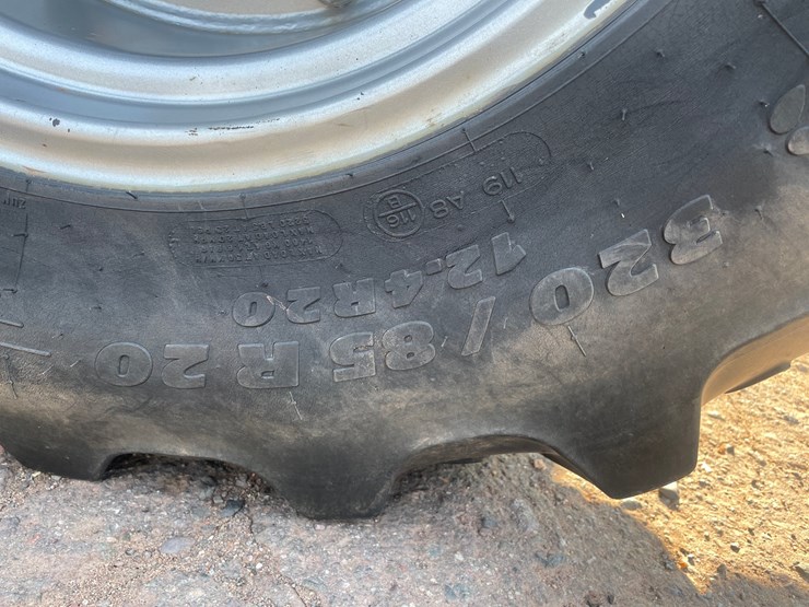 2019-case-ih-farmall-75a-image-13