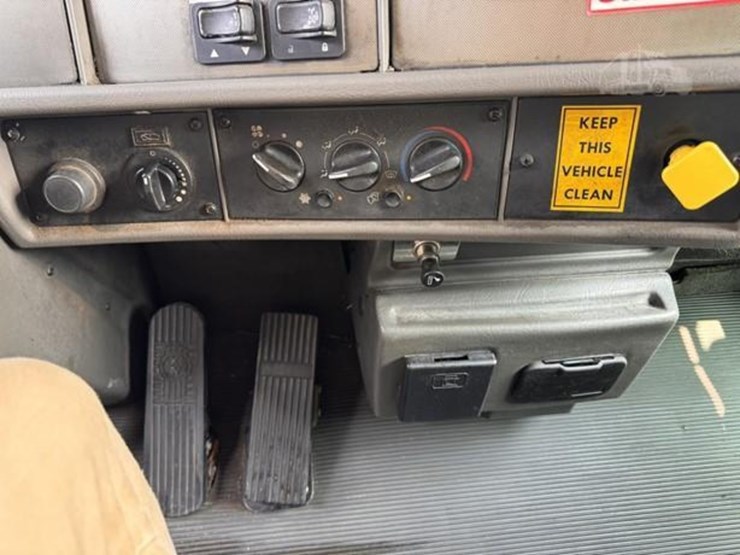 2016-kenworth-t370-image-14