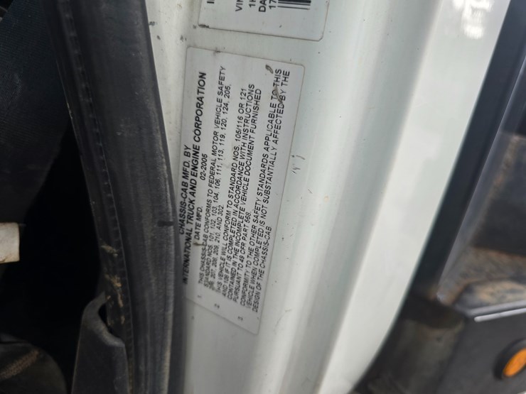 2006-international-durastar-4300-image-43