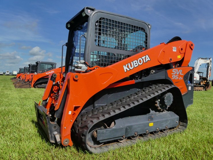 kubota-svl95-2s-image-1
