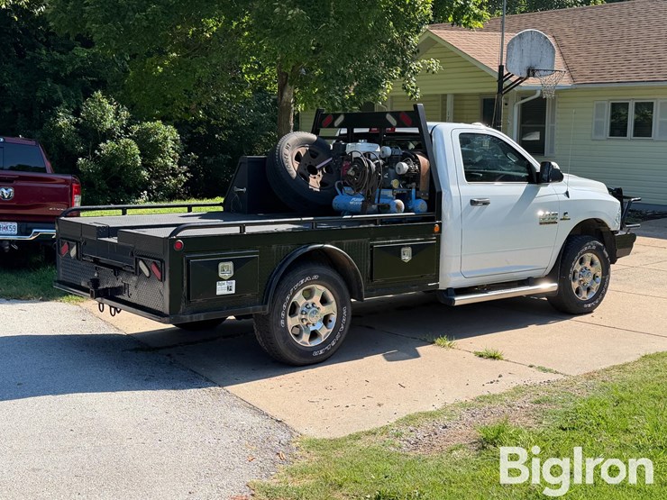 2016-dodge-3500hd-image-5