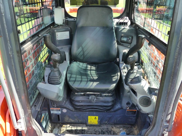 2024-kubota-svl75-2-image-12