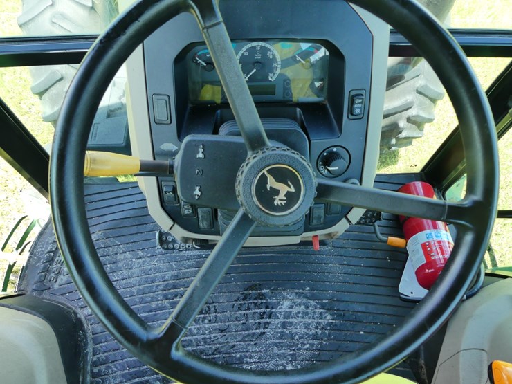 john-deere-6115d-image-15