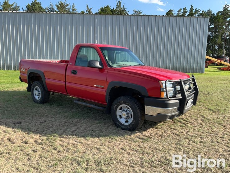2003-chevrolet-2500hd-image-3
