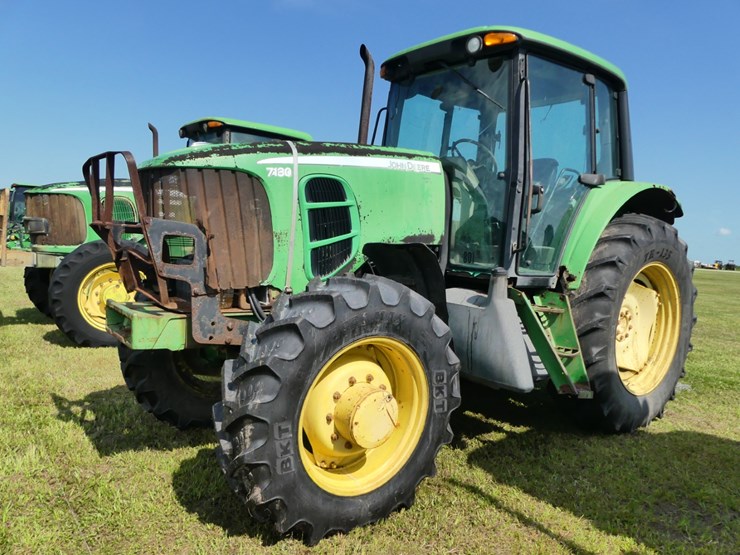 john-deere-7130-image-1