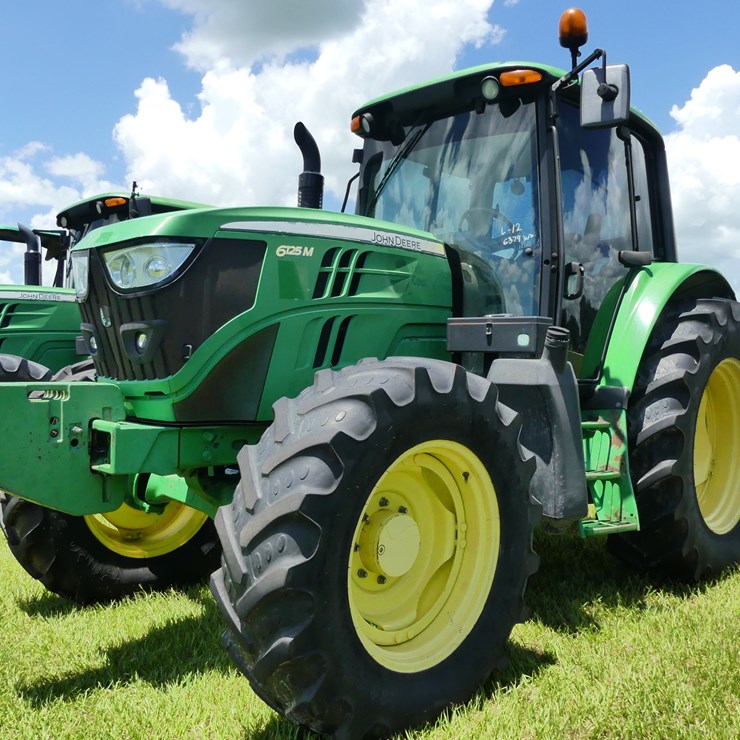 JOHN DEERE 6125M