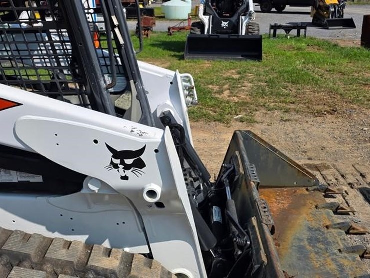2019-bobcat-t595-image-9
