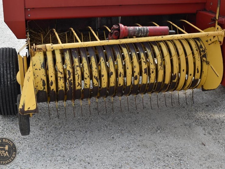 new-holland-311-image-14